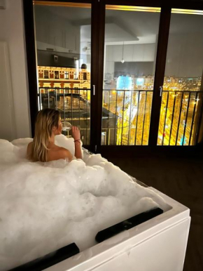 2-pokojowy apartament z jacuzzi w centrum Top widok!